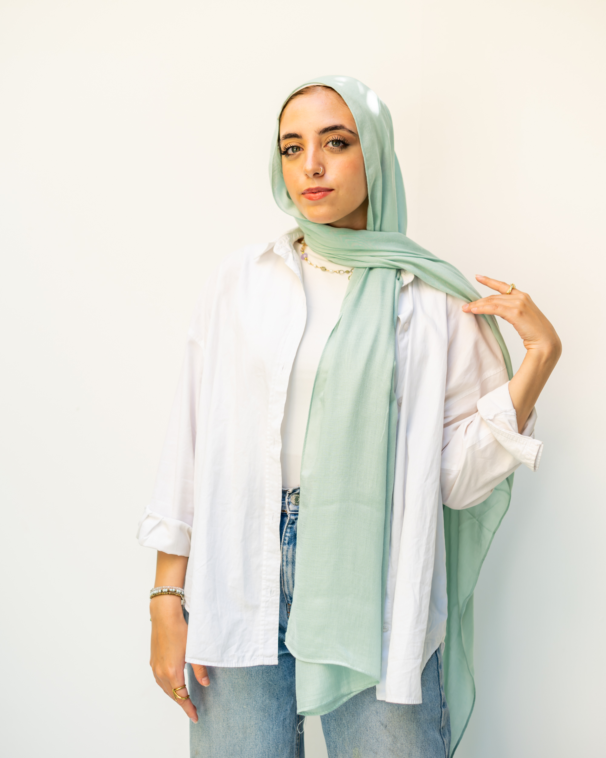 The mint green color - Image 3